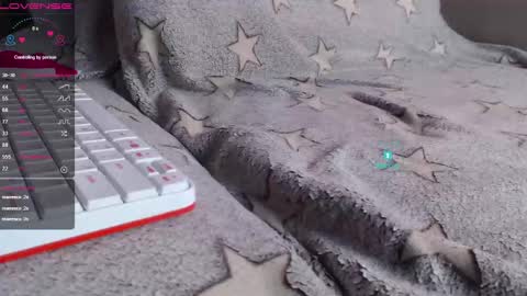 Snapshot of yuli_ya chatting on 12.14.24 Sweet Pussy online show from 12.14.24