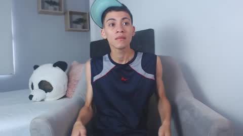 yulian_vasquez online show from 02.28.25