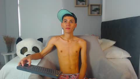 yulian_vasquez online show from 03.01.25