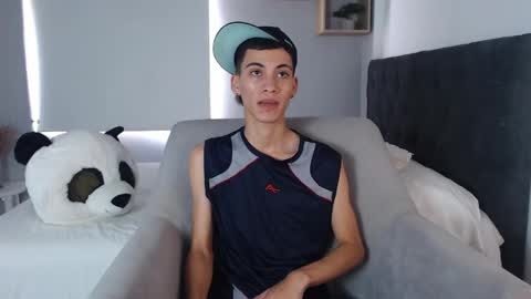 yulian_vasquez online show from 03.09.25