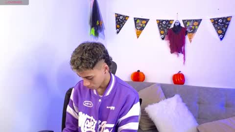 yulian_vasquez online show from 10.29.25