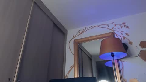 yulian 2811 online show from 01.16.25