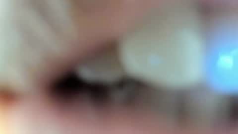 Snapshot of yulievans chatting on 01.22.25 yulievans online show from 01.22.25