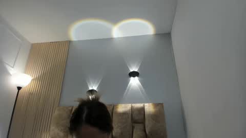 Snapshot of yulievans chatting on 03.03.25 yulievans online show from 03.03.25