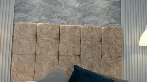 Snapshot of yulievans chatting on 03.08.25 yulievans online show from 03.08.25