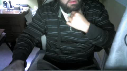 yulius_7 online show from 12.18.24