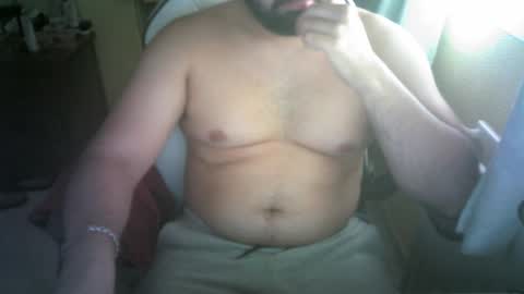 yulius_7 online show from 10.04.25