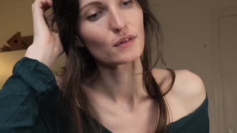 yulla dao online show from 01.20.25