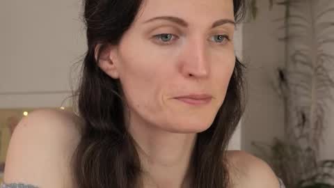 yulla dao online show from 02.25.25