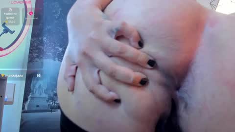 Snapshot of yumandsay chatting on 09.19.25 Snowflake online show from 09.19.25