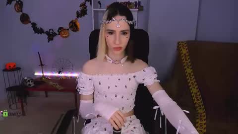 Yumeliko online show from 10.19.25