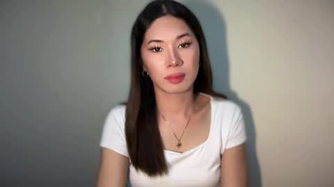 Snapshot of yumi_lovex chatting on 01.14.26 Yumi online show from 01.14.26