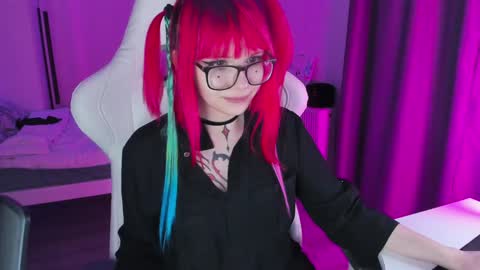 Snapshot of yumi_youkai chatting on 12.06.24 Yumi 3 online show from 12.06.24