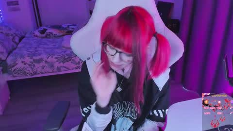 Snapshot of yumi_youkai chatting on 10.14.25 Yumi 3 online show from 10.14.25