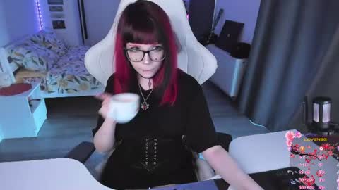 Snapshot of yumi_youkai chatting on 06.21.26 Yumi 3 online show from 06.21.26