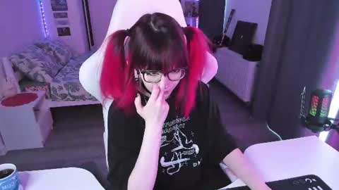 Snapshot of yumi_youkai chatting on 07.19.26 Yumi 3 online show from 07.19.26