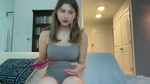 yumiandwolf online show from 03.06.25