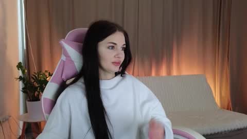 Snapshot of yumieast chatting on 01.15.26 yumieast online show from 01.15.26