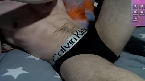 Snapshot of yummy_777 chatting on 09.19.25 ShyMan online show from 09.19.25