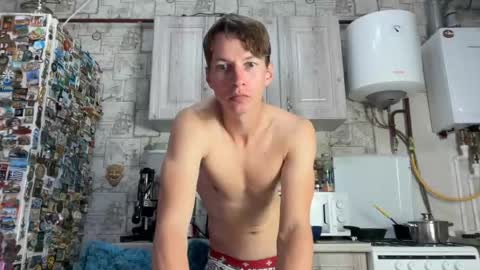 Snapshot of yummyalexxx chatting on 05.15.26 Alex online show from 05.15.26