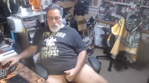 Snapshot of yummyflguy chatting on 04.16.26 yummyflguy online show from 04.16.26