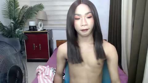 ashley online show from 12.22.25