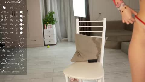 yuna_leen online show from 10.14.25