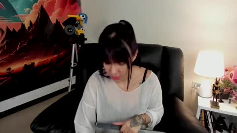 Snapshot of yunablack chatting on 04.28.26 Yuna online show from 04.28.26