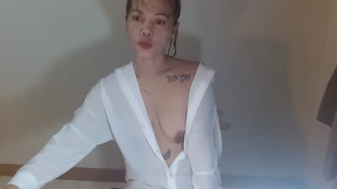 yunahuntrixx online show from 06.02.26