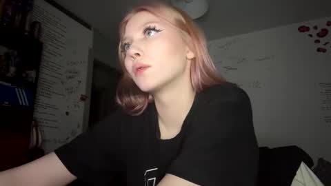 yunarosee online show from 01.08.26