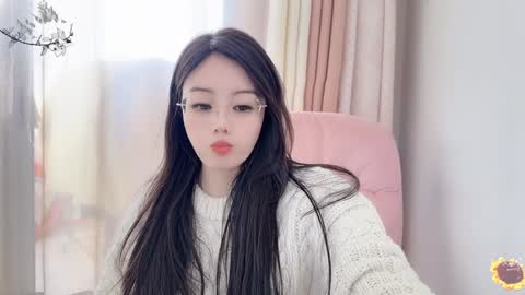 Snapshot of yuner0715 chatting on 01.15.25 YunEr online show from 01.15.25