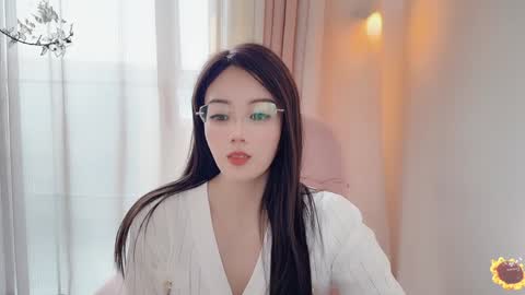 Snapshot of yuner0715 chatting on 01.22.25 YunEr online show from 01.22.25