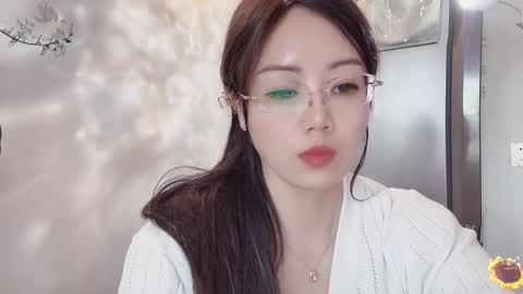 Snapshot of yuner0715 chatting on 02.27.25 YunEr online show from 02.27.25