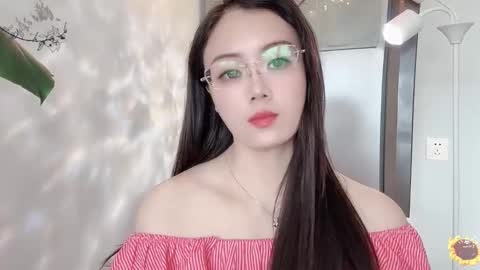 Snapshot of yuner0715 chatting on 03.03.25 YunEr online show from 03.03.25