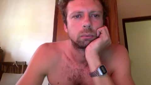 Snapshot of yungrover chatting on 12.21.24 yungrover online show from 12.21.24