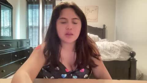 yungtorii online show from 12.15.25