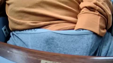 Snapshot of yuppers1234 chatting on 12.03.25 yuppers1234 online show from 12.03.25