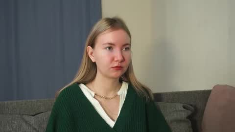 Alesia online show from 12.22.25