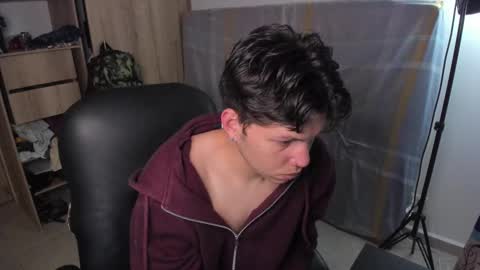 yurii_moody online show from 02.18.25