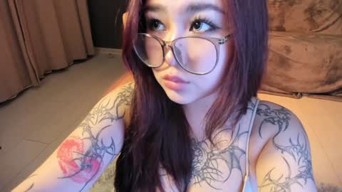 Hi My name Yuriko online show from 01.24.25
