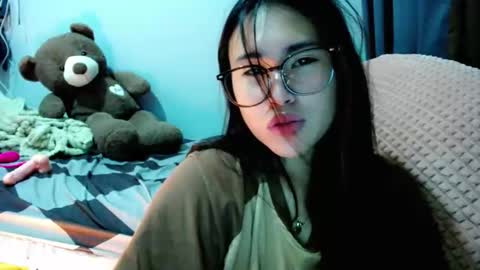 Snapshot of yuriyumixx_xoxo chatting on 01.17.26 yuriyumixx_xoxo online show from 01.17.26