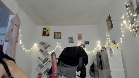 paola online show from 12.10.24