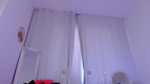 Snapshot of yuukenzi chatting on 03.06.25 Maria online show from 03.06.25