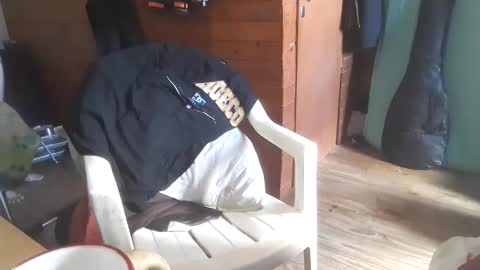 Yuumi online show from 12.17.25