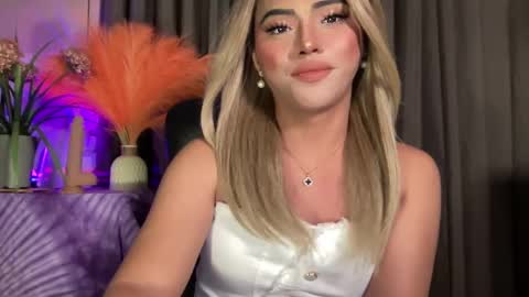 Miss Cali online show from 01.17.25