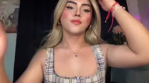 Miss Cali online show from 09.21.25