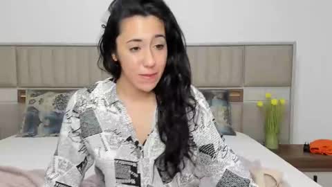 yvonnebabe online show from 12.05.24