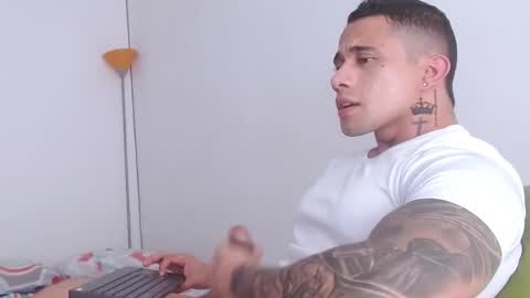 Snapshot of zac_colleng07 chatting on 12.29.24 Zac Colleng online show from 12.29.24