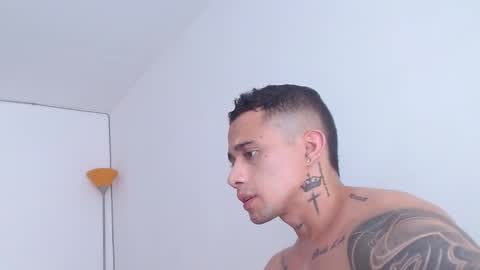 Snapshot of zac_colleng07 chatting on 02.15.25 Zac Colleng online show from 02.15.25