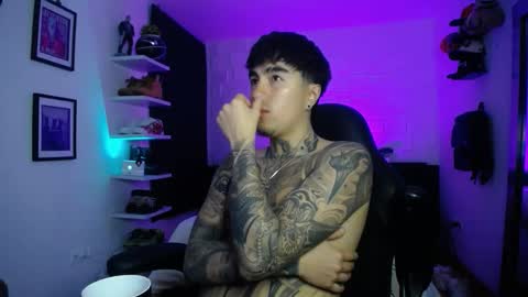 zac_muller1 online show from 02.20.26